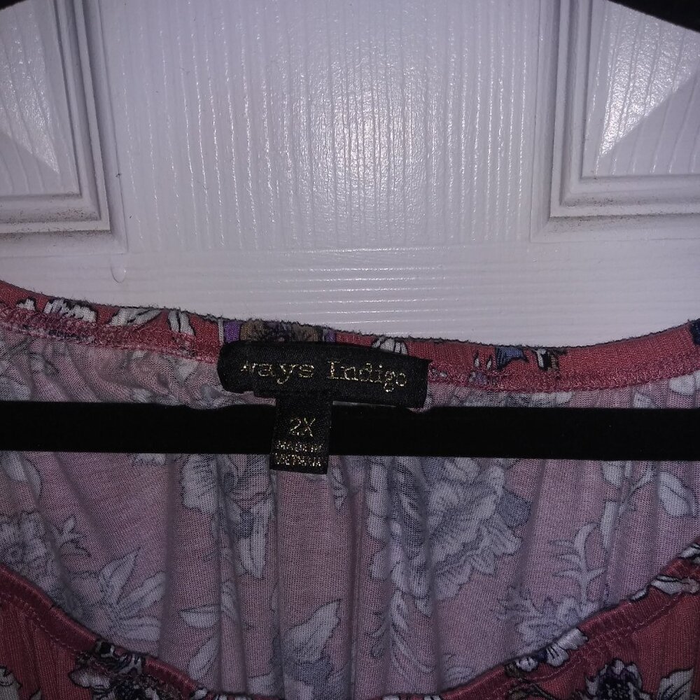 Womens blouse - Picture 3 of 5